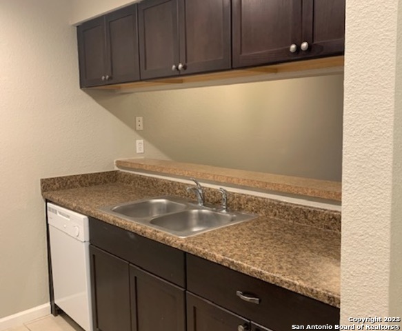 550 Dukeway Property Photo 20