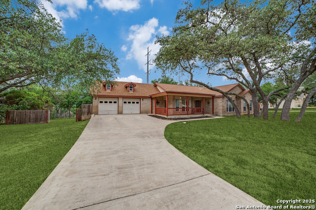 3343 Dove Park Ln Property Photo 2