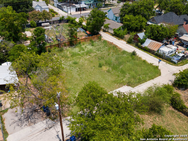 201 Woodby Ct Property Photo 11