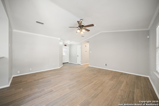 209 S Main Property Photo 10