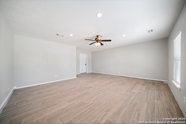 209 S Main Property Photo 23
