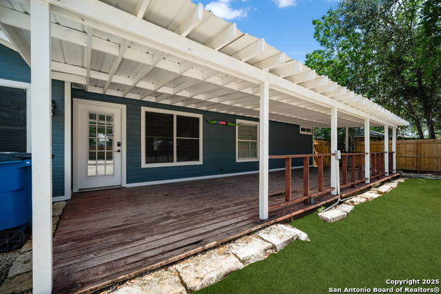 209 S Main Property Photo 24