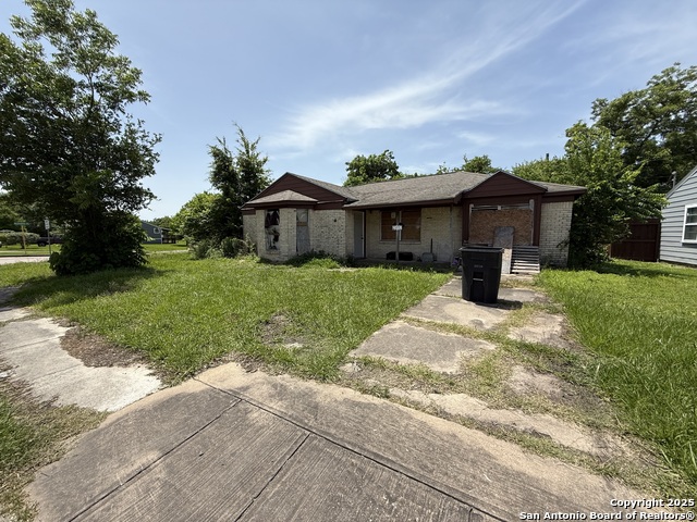 4830 Airport Blvd Property Photo 1