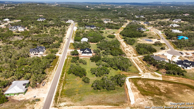 677 Annabelle Ave Property Photo 14