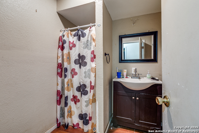 326 Balboa Ave Property Photo 16