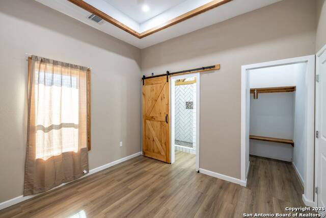 304 E 9th Property Photo 12