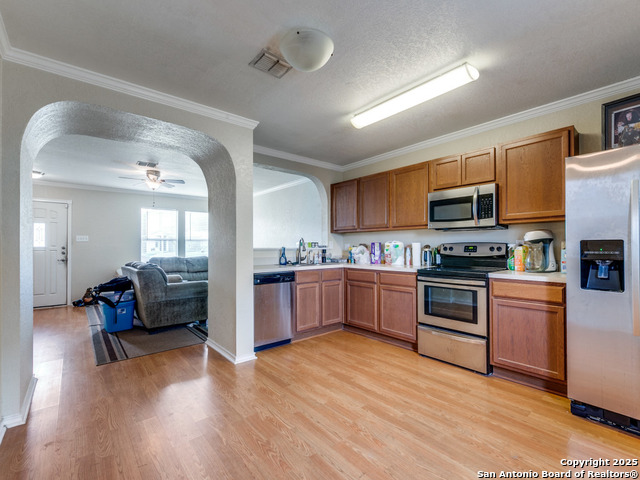 4622 Stallion Cove Property Photo 8