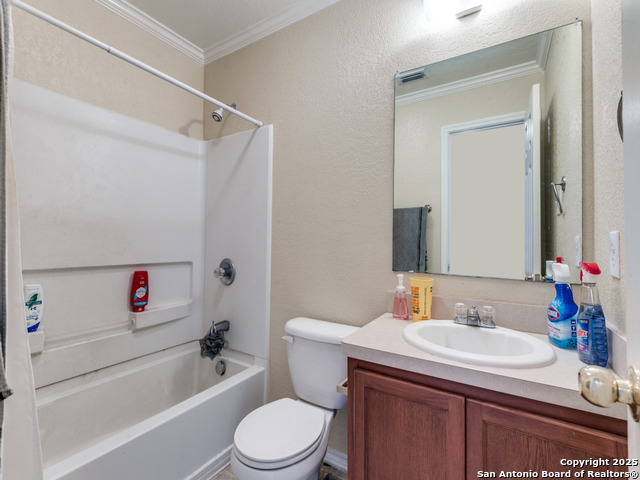4622 Stallion Cove Property Photo 21