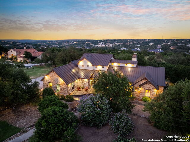 1606 Bordeaux Blanc Property Photo 1