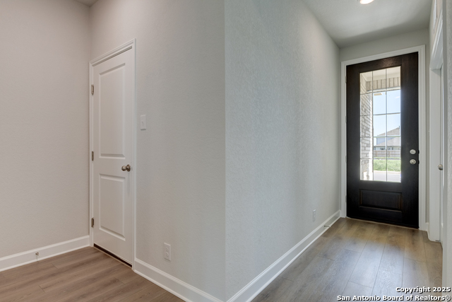 14731 Lower Hollow Property Photo 3