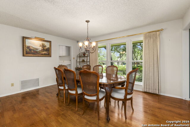 109 Country Club Property Photo 11