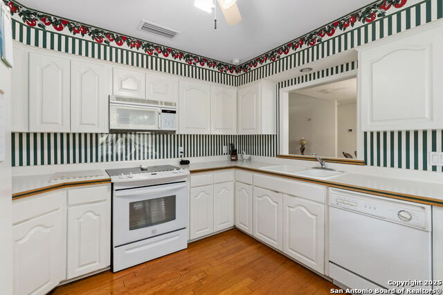 109 Country Club Property Photo 17