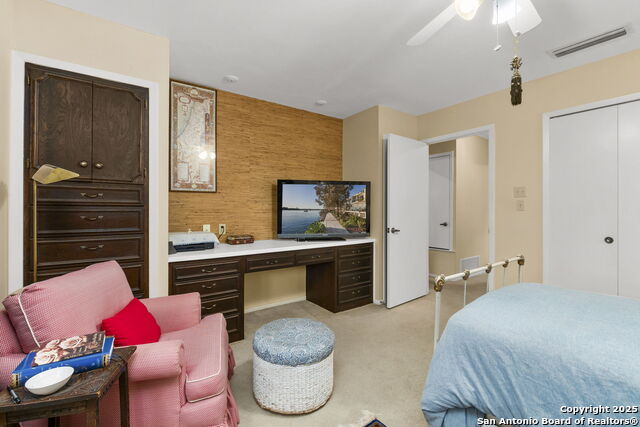 109 Country Club Property Photo 32