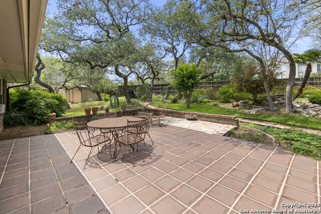 109 Country Club Property Photo 34