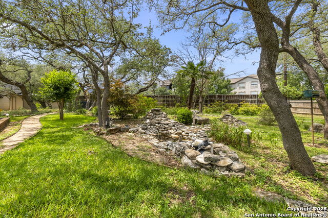 109 Country Club Property Photo 36