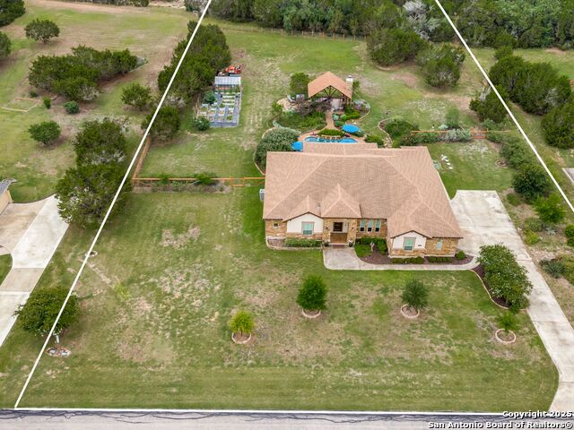779 Stirrup Property Photo 3