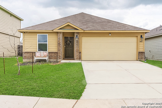 14616 Stable Springs Property Photo 1