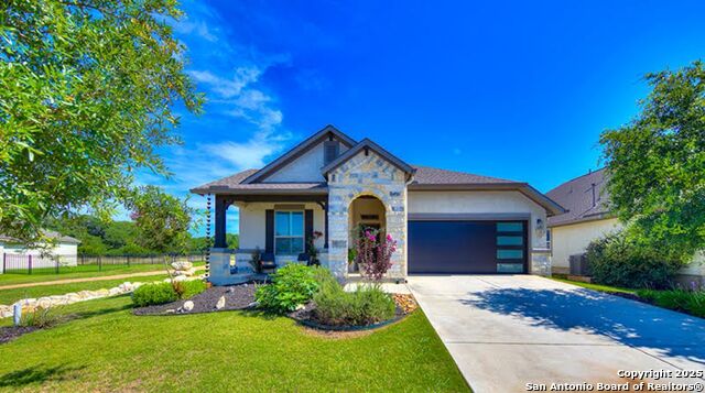 136 Talavera Property Photo 1