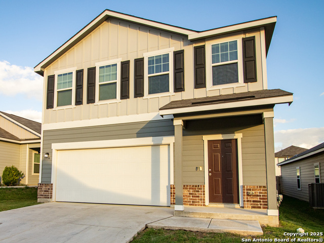 13514 Flower Pond Property Photo 1