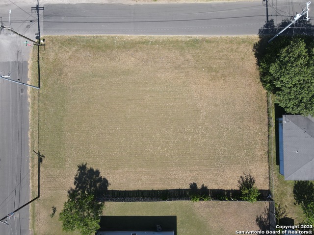 772 Johnson Ave Property Photo 1