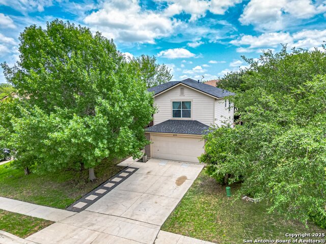 609 San Augustine Property Photo 1