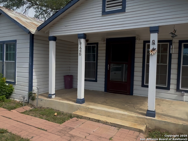 726 Avenue L Property Photo 1