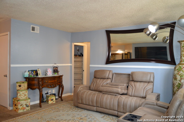 6611 South Point St. Property Photo 1