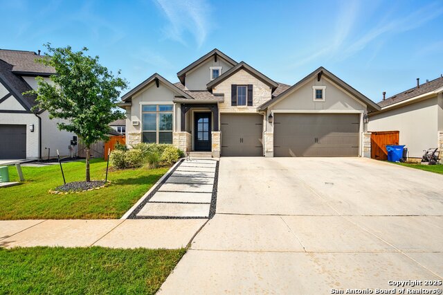 1911 Peres Property Photo 1