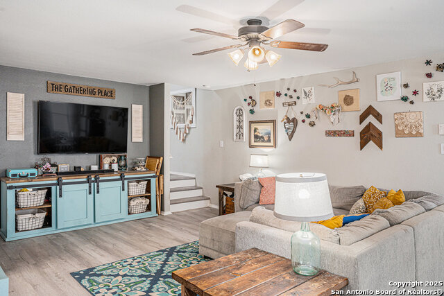 8219 Willow Country Property Photo 5