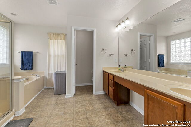 25002 Cooper Vly Property Photo 27