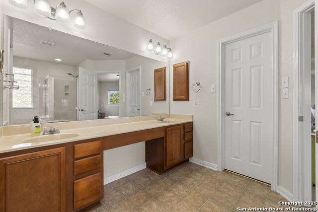 25002 Cooper Vly Property Photo 29