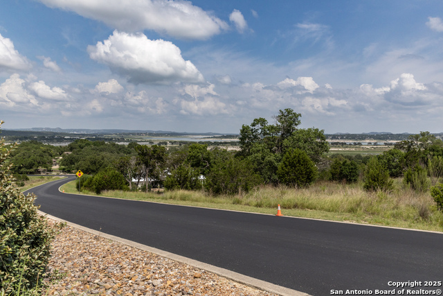 161 Puzzle Pass Property Photo 7