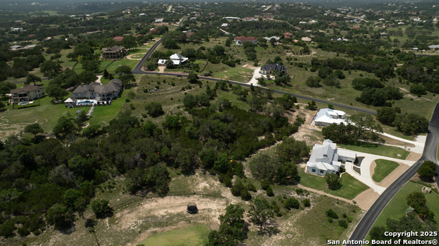 161 Puzzle Pass Property Photo 10