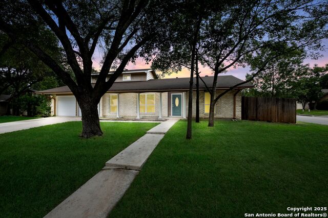 1203 Weeping Willow Property Photo 1
