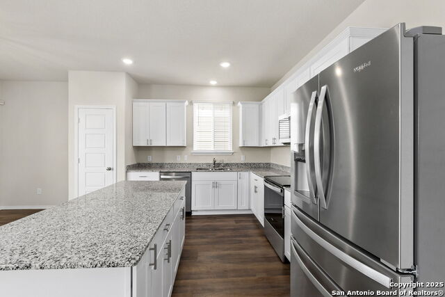 162 Hazy Glade Property Photo 15