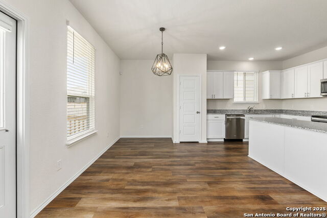 162 Hazy Glade Property Photo 16
