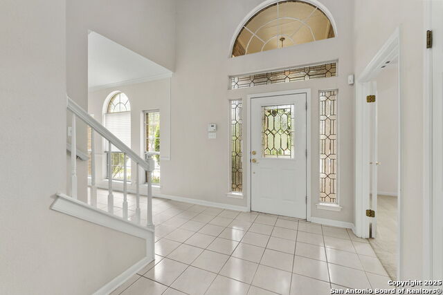 15618 Dawn Crest Property Photo 5