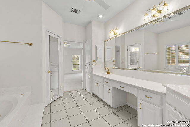 15618 Dawn Crest Property Photo 32