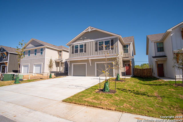 10215 Tulipwood Run Property Photo 3