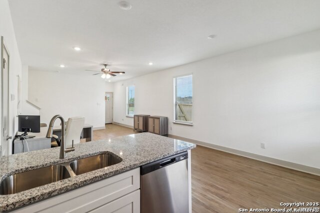 10215 Tulipwood Run Property Photo 12