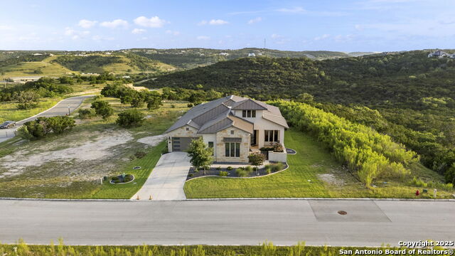 75 E Mariposa Parkway Property Photo 2