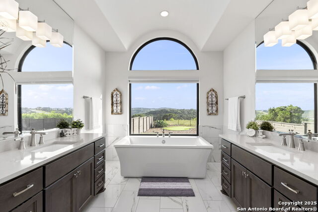 75 E Mariposa Parkway Property Photo 26