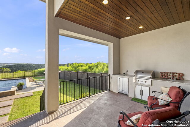 75 E Mariposa Parkway Property Photo 42