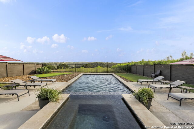 75 E Mariposa Parkway Property Photo 43