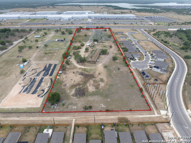14524 S Us Hwy 281 Property Photo 3