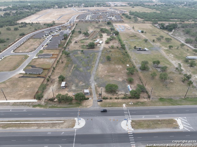 14524 S Us Hwy 281 Property Photo 4
