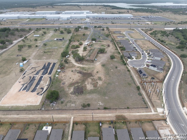 14524 S Us Hwy 281 Property Photo 8