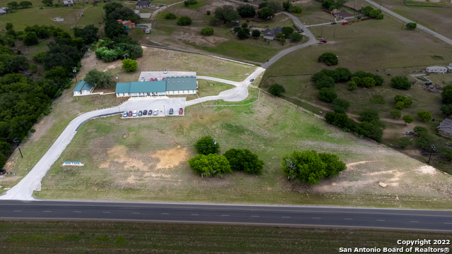 3586 Us Highway 181 N Property Photo 1
