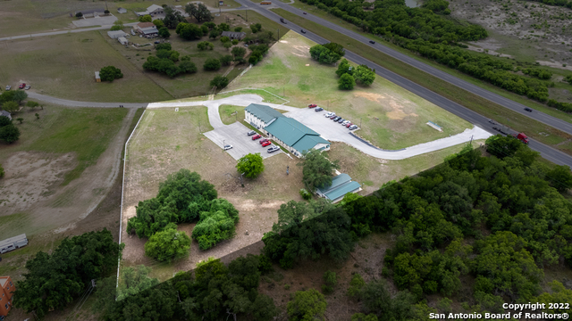 3586 Us Highway 181 N Property Photo 5