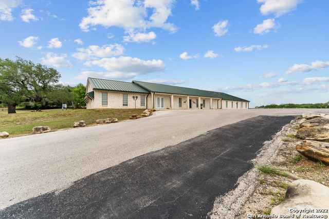 3586 Us Highway 181 N Property Photo 12